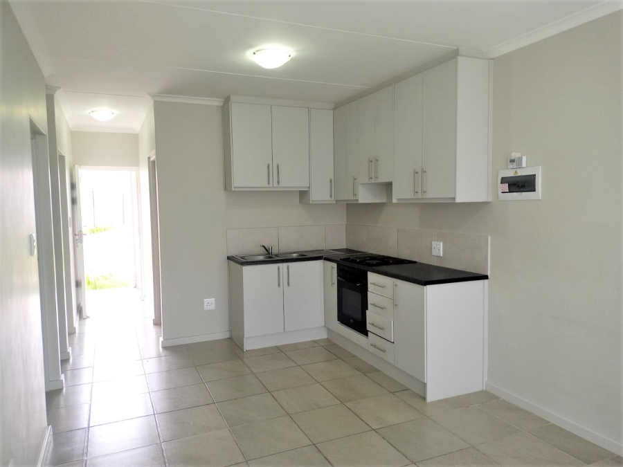 To Let 2 Bedroom Property for Rent in Haasendal Western Cape